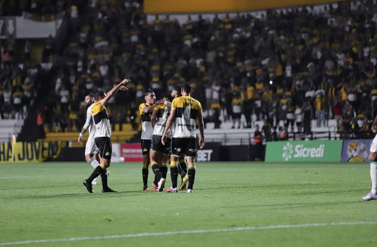 Crici&uacute;ma pode confirmar o acesso para a S&eacute;rie A do Brasileir&atilde;o &ndash;