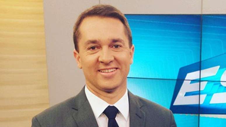 Mário Bonella começou como produtor atrás das câmeras e se tornou o principal âncora de afiliada da Globo no ES