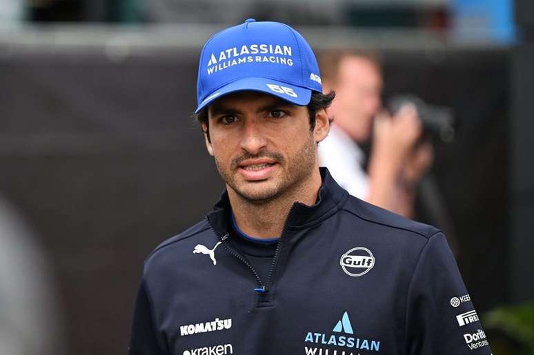 நாளைய பந்தயத்தில் கார்லோஸ் சைன்ஸ் மூன்றாவது இடத்தை இழக்க நேரிடும்