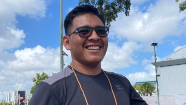 Elson viajou do Oeste do Pará até Belém (PA) para vender artesanato na COP30