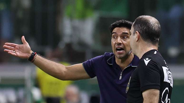 Abel diz que Brasileir&atilde;o est&aacute; entregue &ndash;