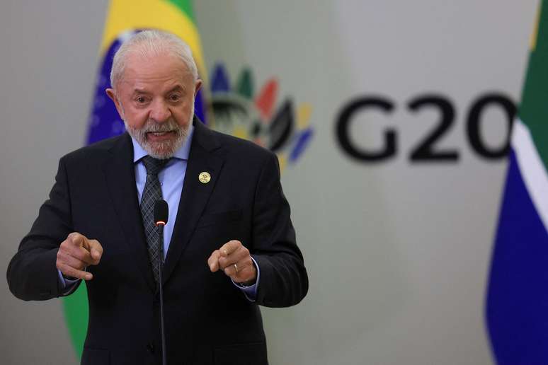 Presidente Lula em reuni&atilde;o do G20 em Johanesburgo neste domingo, 23