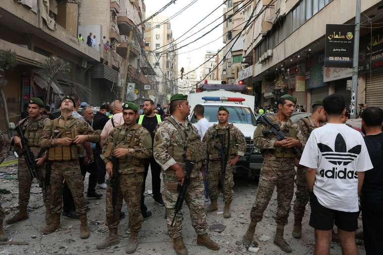 Local de ataque em Beirute neste domingo, 23/11