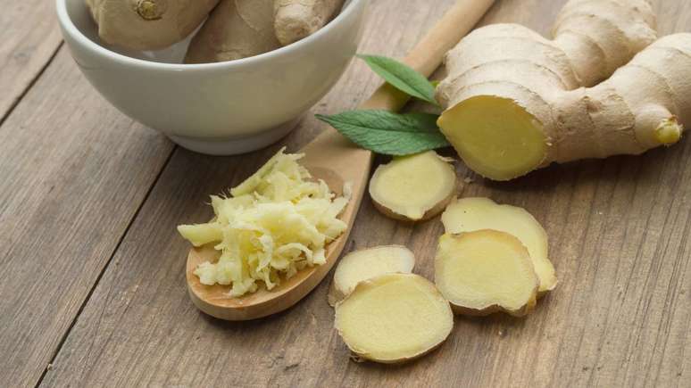 O consumo deve ser moderado, especialmente por gestantes e pessoas com restri&ccedil;&otilde;es m&eacute;dicas &mdash; equil&iacute;brio &eacute; a chave para aproveitar seus efeitos positivos &ndash; depositphotos.com / aboikis