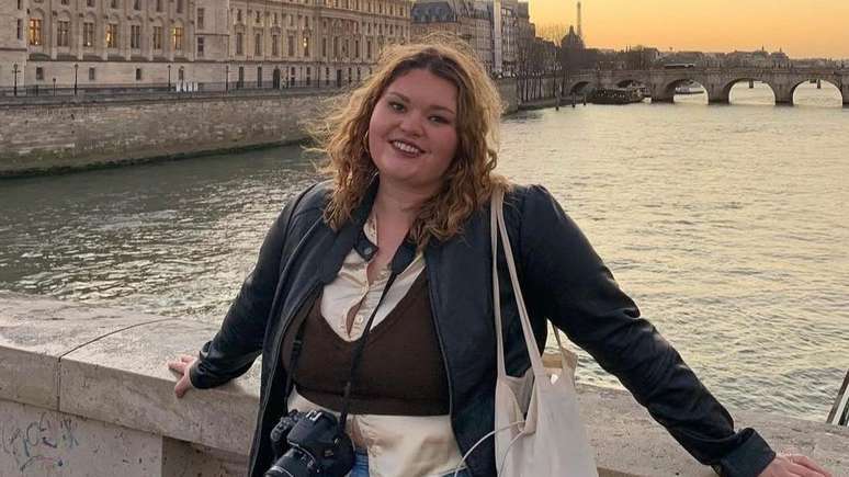 ஹடேயா ஓகேஃபோர் தனது 12 வயதில் சோதனைக் கருவி மூலம் கருத்தரித்ததை அறிந்து கொண்டார்.