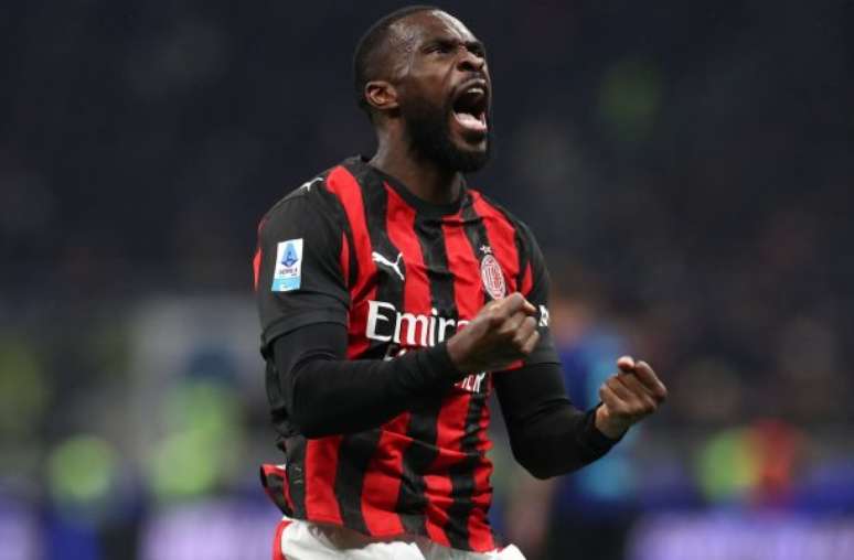 Milan leva a melhor sobre a Inter de Milão –