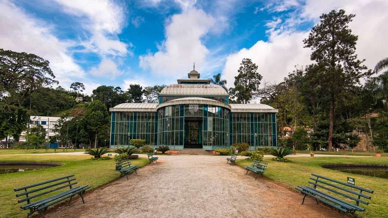Pal&aacute;cio de Cristal &ndash; depositphotos.com / dabldy
