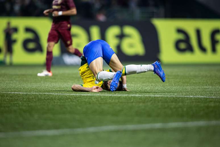 Palmeiras empata com o Fluminense em SP e v&ecirc; Flamengo assumir lideran&ccedil;a isolada do Brasileir&atilde;o