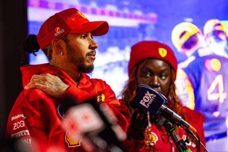 Lewis Hamilton durante pós corrida em Las Vegas 