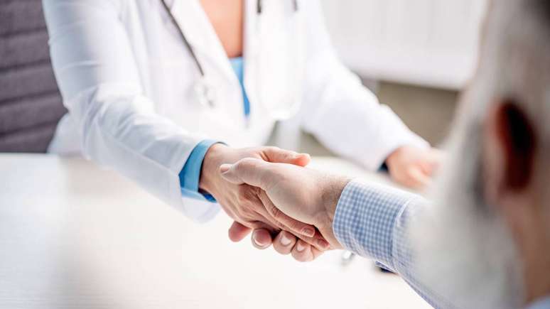 A avalia&ccedil;&atilde;o do risco relativo &agrave; dipirona envolve considerar, principalmente, a ocorr&ecirc;ncia de rea&ccedil;&otilde;es adversas s&eacute;rias, embora raras &ndash; depositphotos.com / ArturVerkhovetskiy