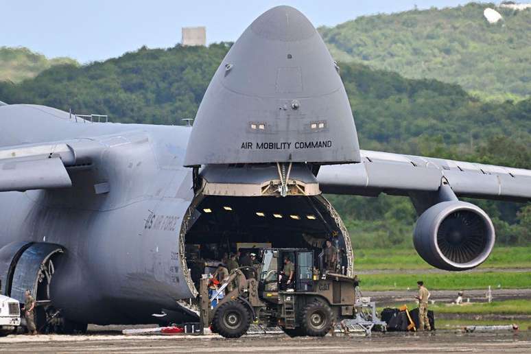 Reparos na pista de Roosevelt Roads permitiria o pouso de avi&otilde;es de carga