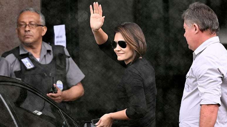 Até o momento, somente Michelle foi autorizada a visitar o ex-presidente preso