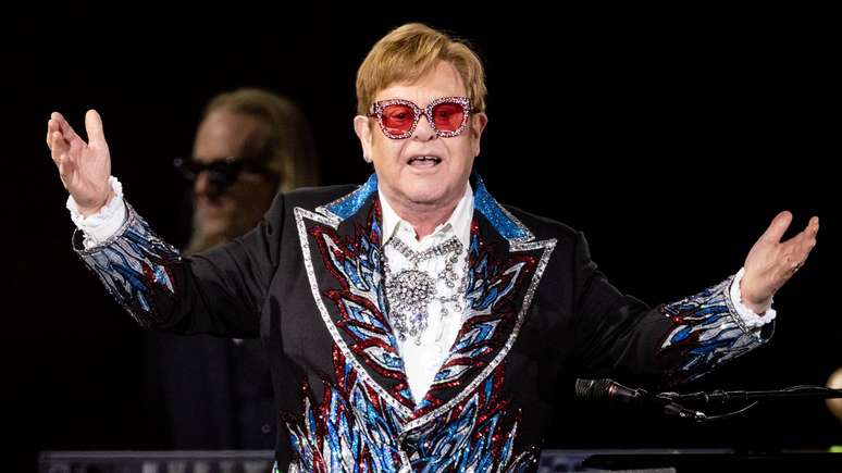 O cantor e pianista Elton John em 2022