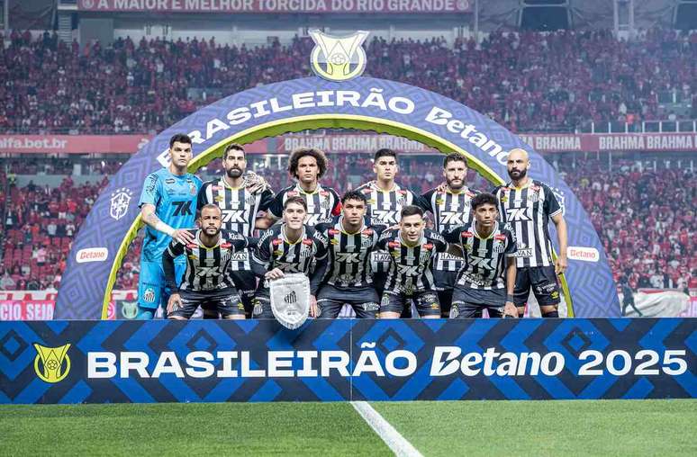 Santos faz campanha pior que temporada que foi rebaixado &ndash;