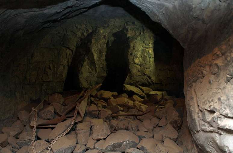 Visita à uma mina de Kimberley 