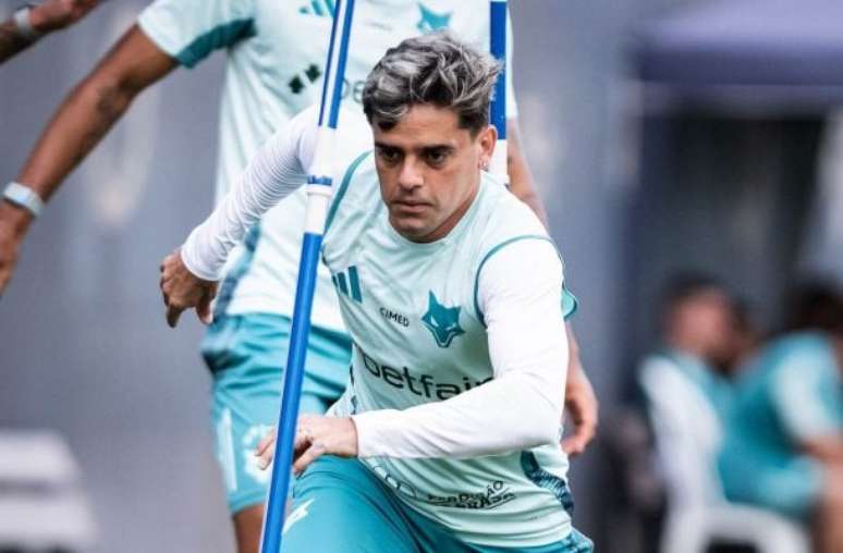Fagner pode voltar a ser relacionado no Cruzeiro –