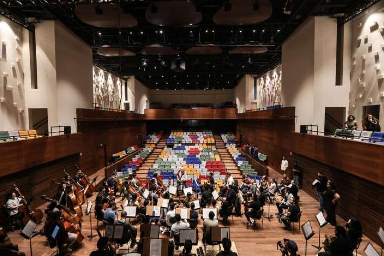 Teatro Baccarelli tem 530 lugares e fica dentro da comunidade de Heliópolis, na zona sul de São Paulo