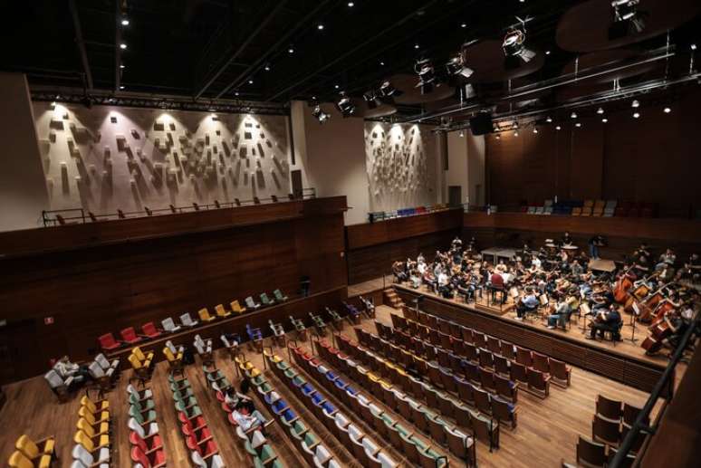 Objetivo do Instituto Baccarelli é convidar a população a frequentar o teatro em Heliópolis