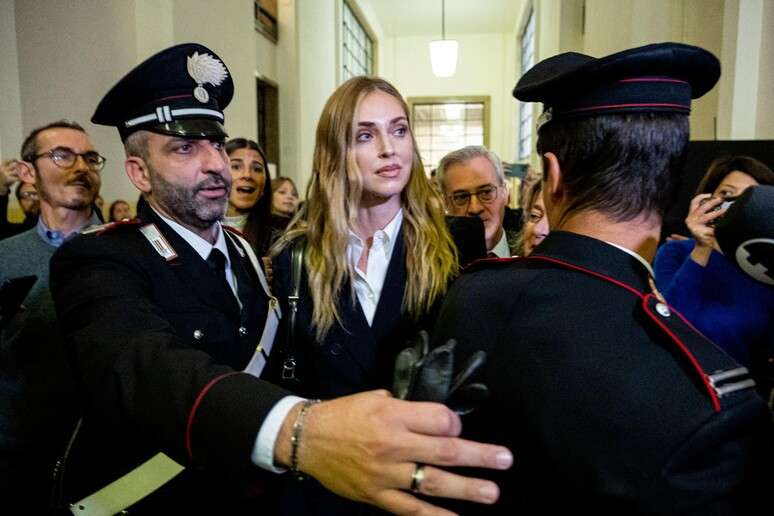 Chiara Ferragni em audiência de processo em Milão, em 4 de novembro