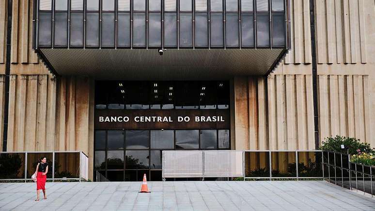 Para Roberto Troster, ex-economista chefe da Febraban, está claro que o BC demorou a intervir no caso Master, mas conseguiu evitar contágio da crise