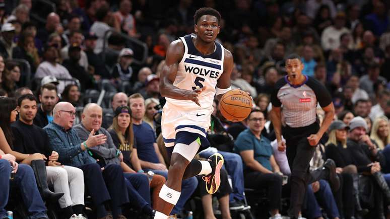 Anthony Edwards brilha, apesar da derrota do Minnesota Timberwolves