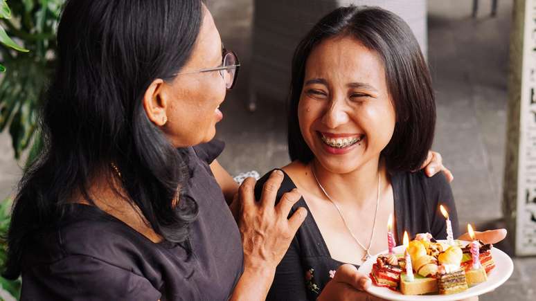 மூளை வளர்ச்சியின் மிக நீண்ட காலகட்டம் வயது முதிர்வு என்று ஆராய்ச்சியாளர்கள் கூறுகின்றனர், அப்போது குறைவான மாற்றங்கள் ஏற்படும்.