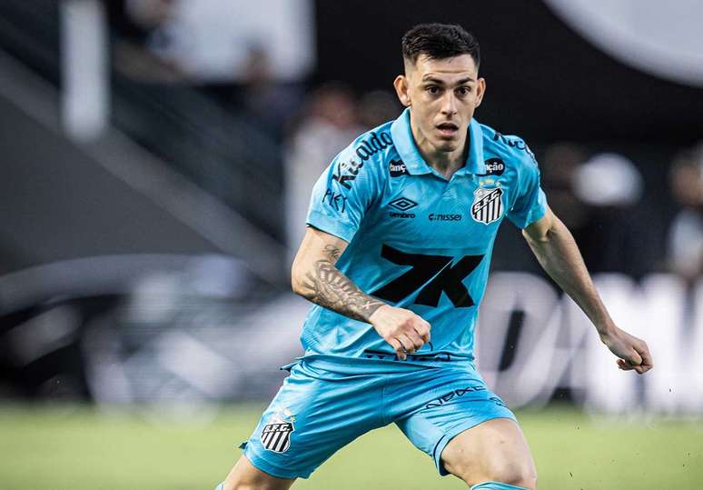 Escobar tem les&atilde;o e desfalca o Santos na reta final da temporada &ndash;