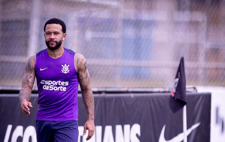 Depay vem sofrendo com les&otilde;es em 2025 &ndash;