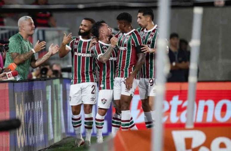 Elenco do Fluminense em treino no CT Carlos Castilho – Elenco do Fluminense em treino no CT Carlos Castilho –