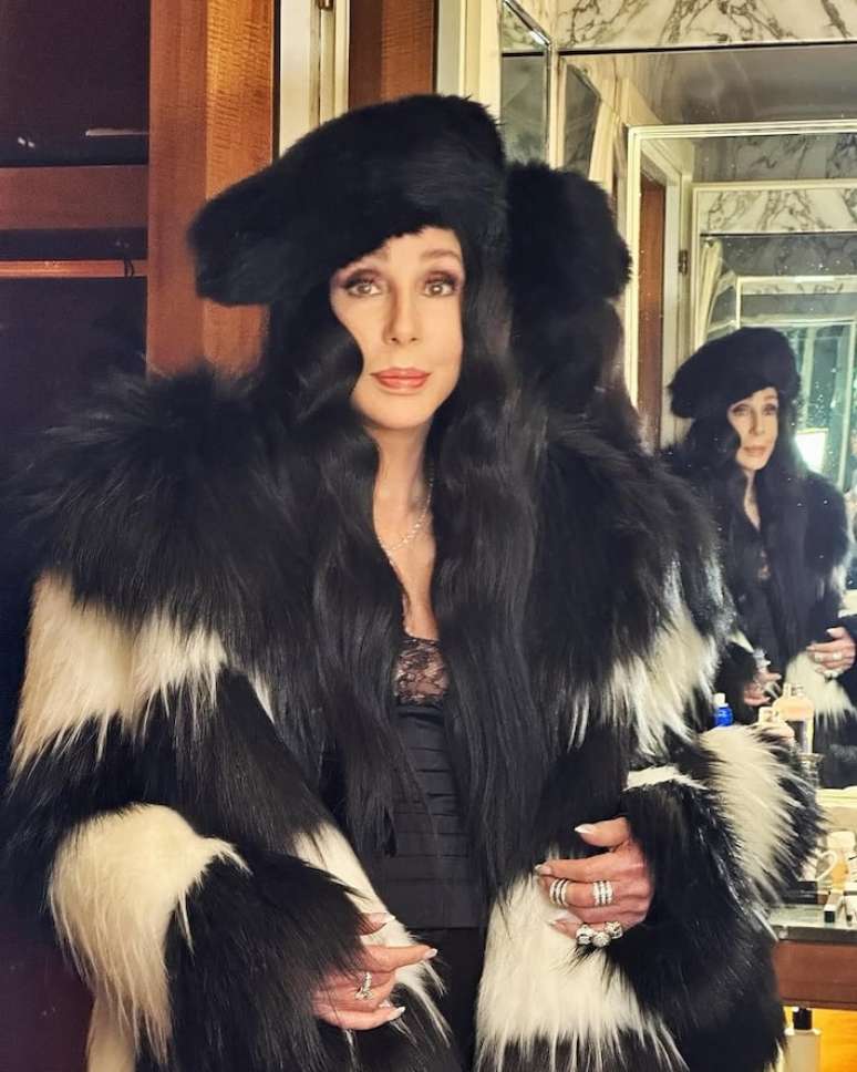Cher deve ganhar série documental sobre sua vida e carreira