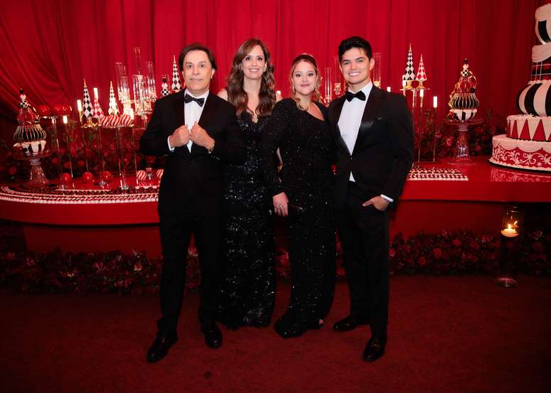 Tom Cavalcanti e família 