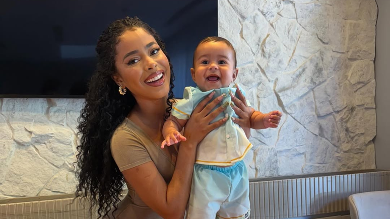 Lorena Maria and her son Ras as a result of her relationship with MC Daniel