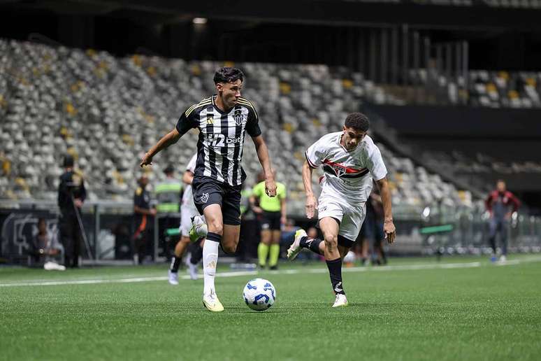 Gallo was able to maintain control of the match in the second half -