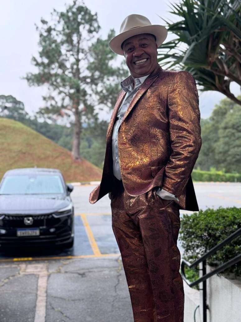 O humorista Toninho Tornado, do bord&atilde;o 'calabreso', est&aacute; na d&eacute;cima Ro&ccedil;a em 'A Fazenda 17'