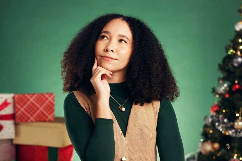 Práticas simples ajudam a cuidar da saúde mental e cultivar bem-estar emocional durante o período das festas de fim de ano