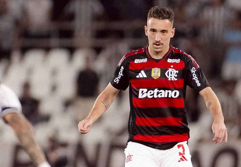 Ortiz &eacute; um dos grandes destaques do Flamengo &ndash;