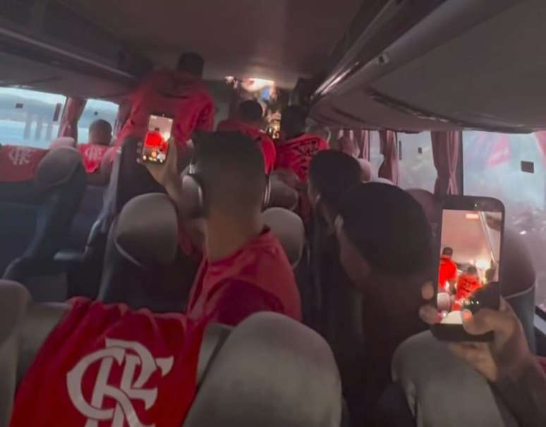 Fans storm the Flamingo bus