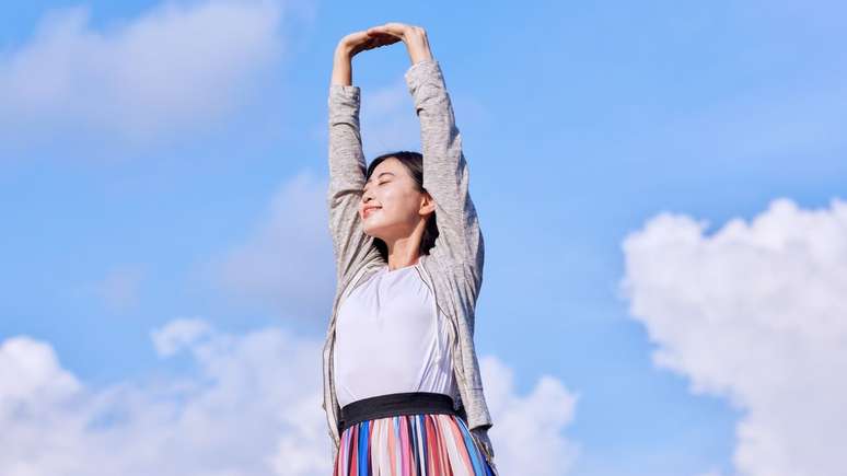 Confira hábitos saudáveis para transformar 2026 em um ano mais leve e consciente; veja práticas para rotina, saúde mental e bem