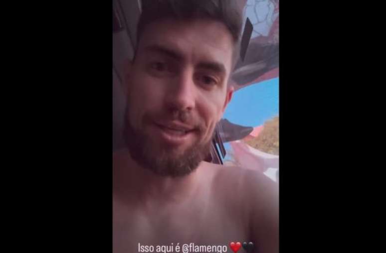 Fans storm the Flamingo bus