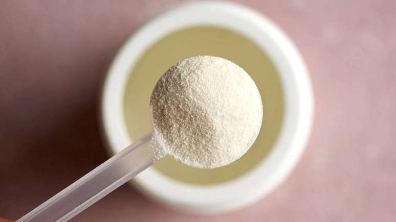 O colágeno pode ajudar na pele e nas articulações, mas requer avaliação individual e atenção à procedência do produto – depositphotos.com / MadeleineSteinbach