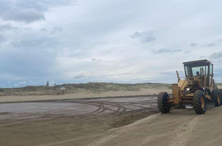 A section of Praia do Cassino, in the Rio Grande (RS), had to be closed due to mud