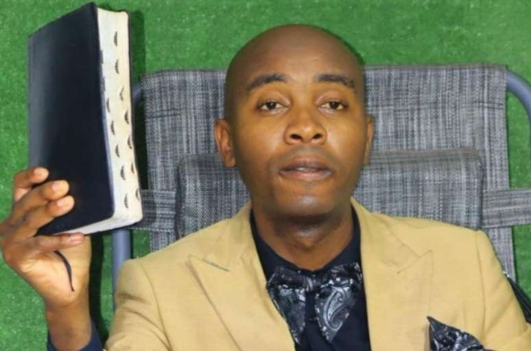 Christ Penelope diz ter  o “poder de Deus” no pum. 