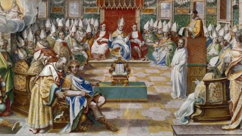 రోమ్‌లోని సిస్టీన్ చాపెల్‌లోని 16వ శతాబ్దపు ఫ్రెస్కో మొదటి కౌన్సిల్ ఆఫ్ నైసియాను వర్ణిస్తుంది.