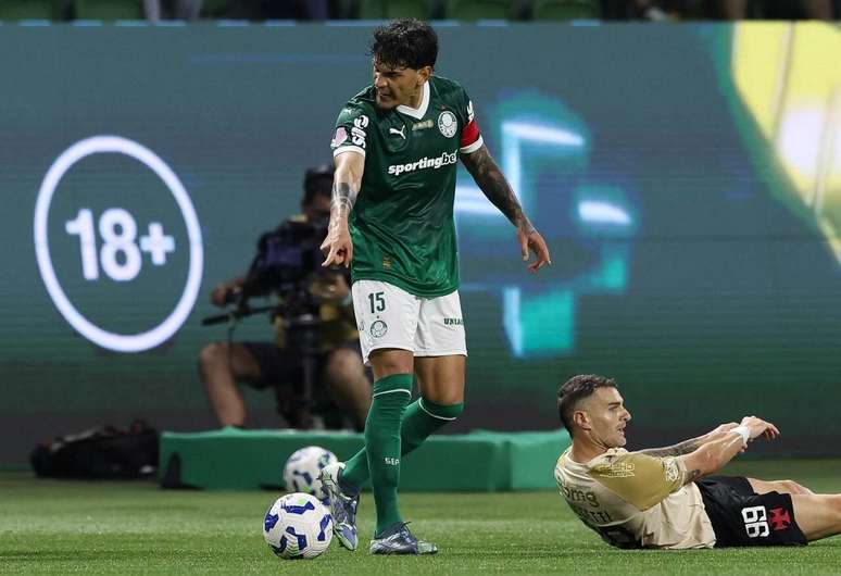 Gustavo G&oacute;mez virou s&iacute;mbolo no Palmeiras &ndash;