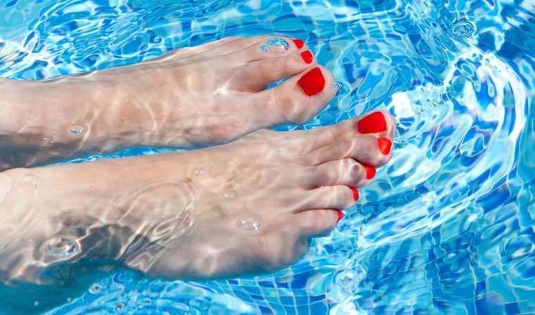 Verão 2026: Se você está procurando esmaltes bonitos e modernos para os seus pés, aqui estão cinco que são uma aposta segura.