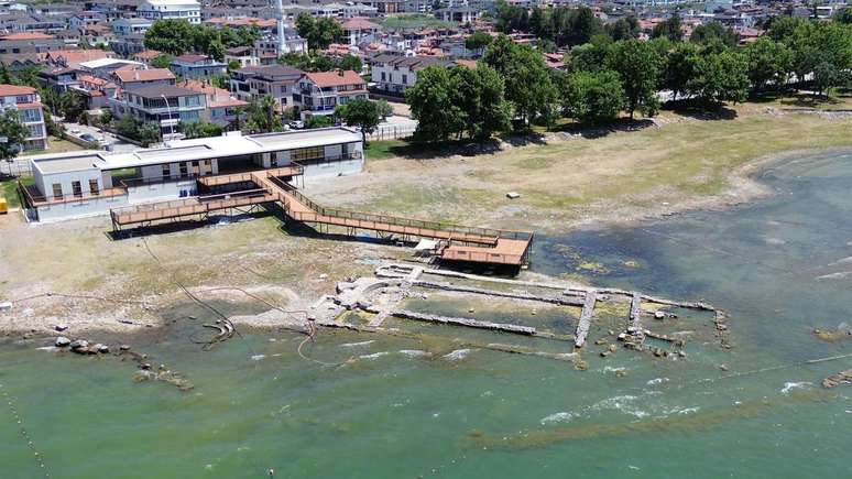 సెయింట్ నియోఫైటస్ బాసిలియా శిధిలాలు 2014లో కనుగొనబడ్డాయి