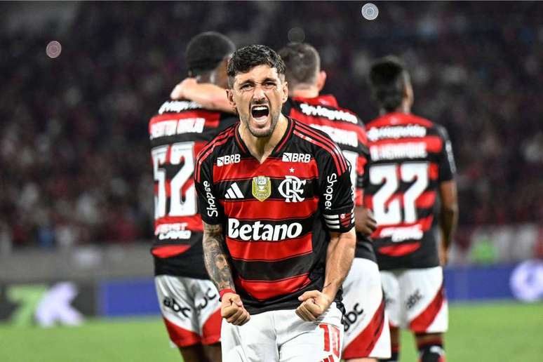 Arrascaeta é o artilheiro do Flamengo no ano