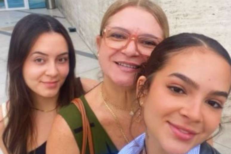 Yasmin, Débora e Mel