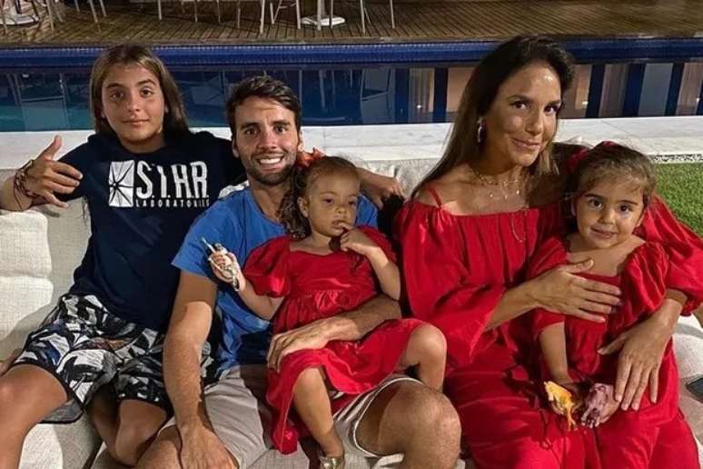 Yvette Sangallo and Daniel Cady with their children Marcelo, Helena and Marina 