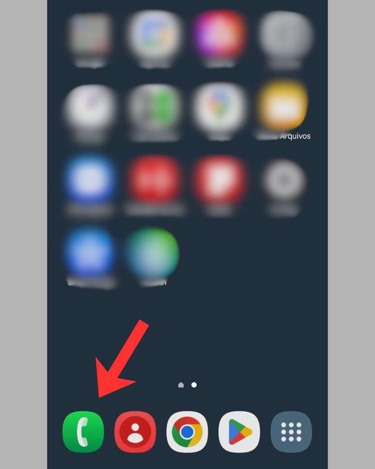 Abra o app Telefone.